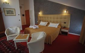 Hotel Roma