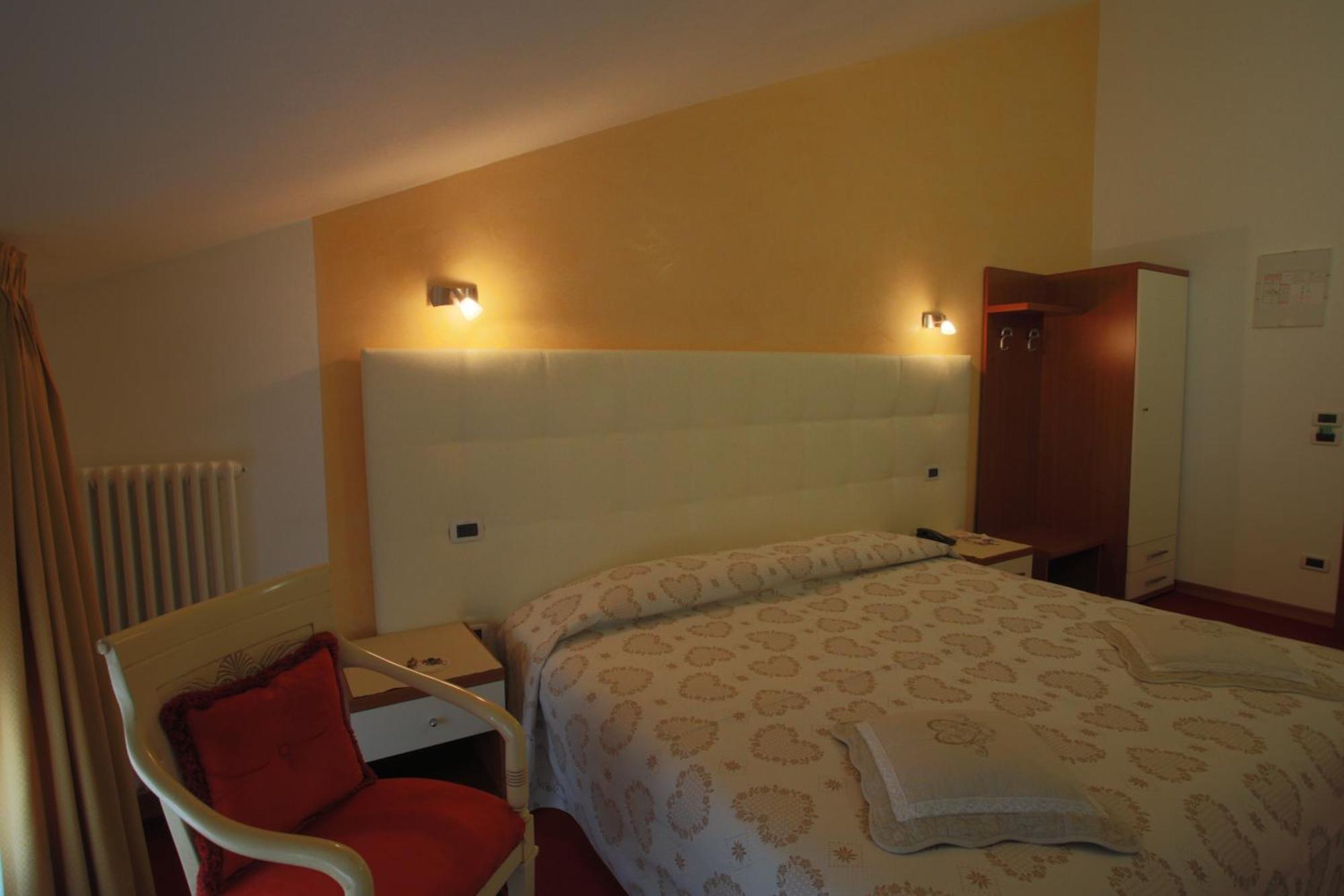 Hotel Roma Cittadella Esterno foto