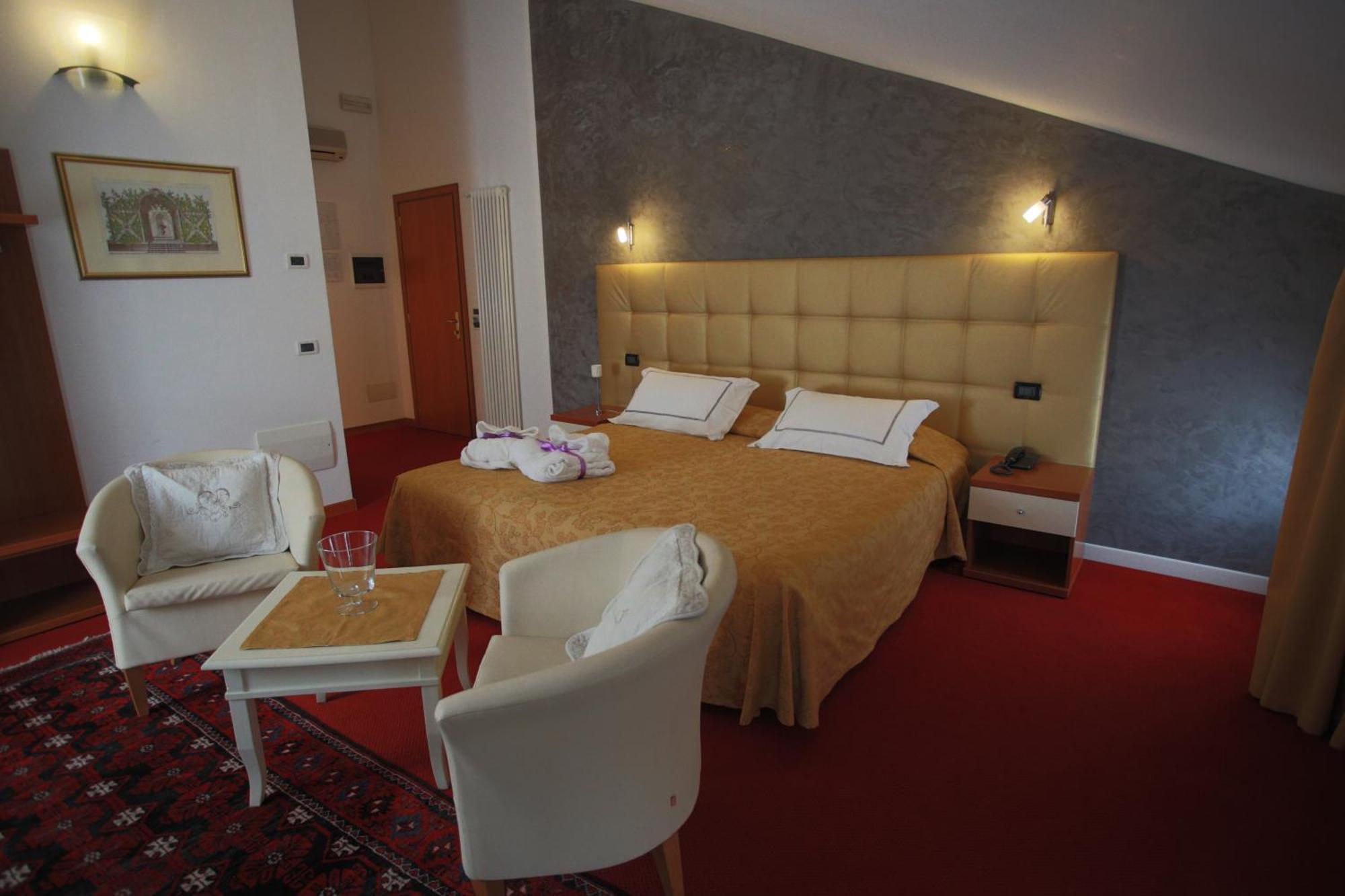 Hotel Roma Cittadella Esterno foto